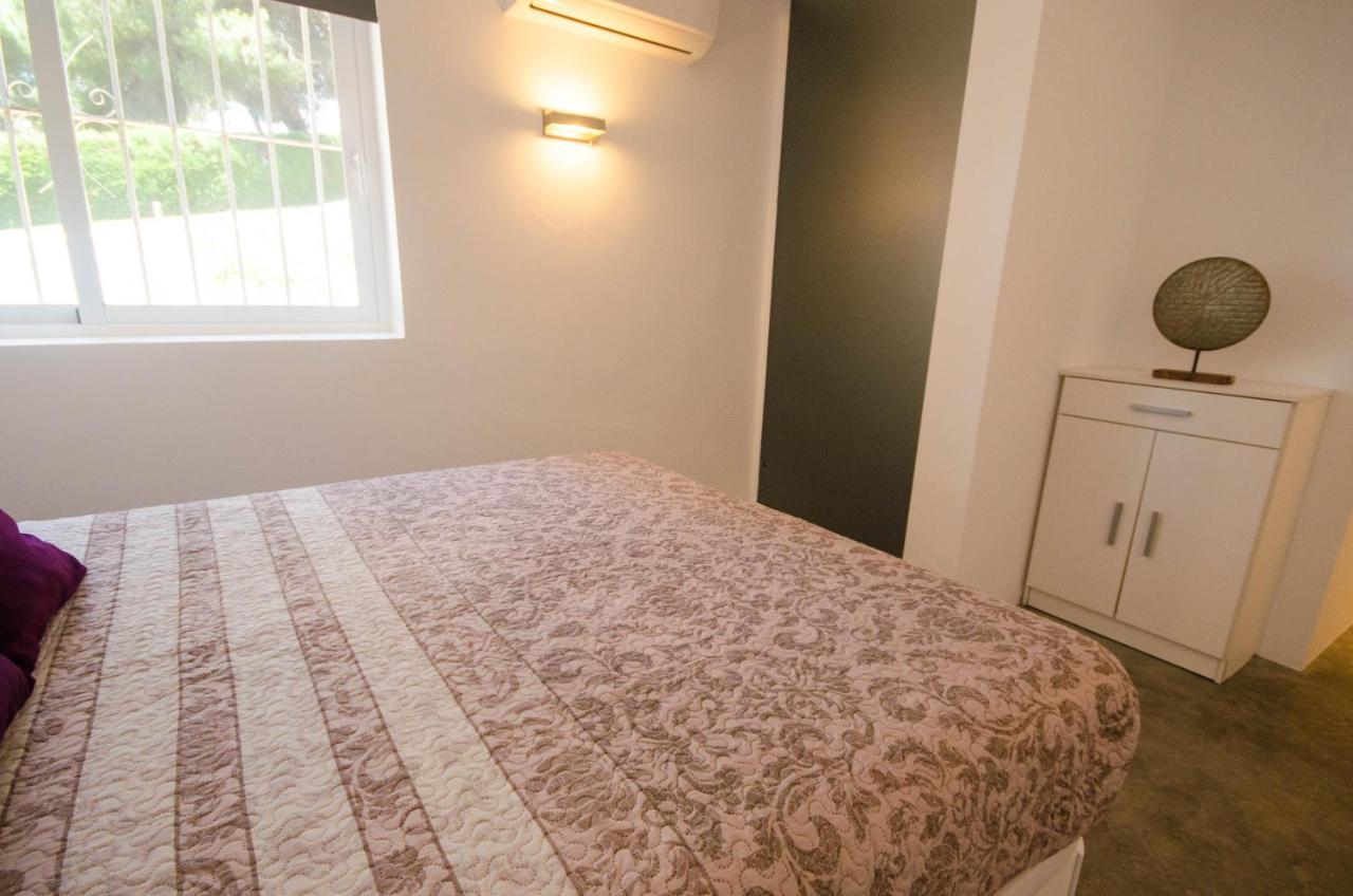 Apartment Seghers- Seaside Charm By The Beach Estepona Exterior photo