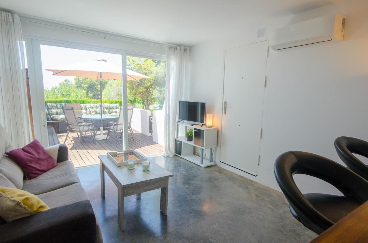 Apartment Seghers- Seaside Charm By The Beach Estepona Exterior photo